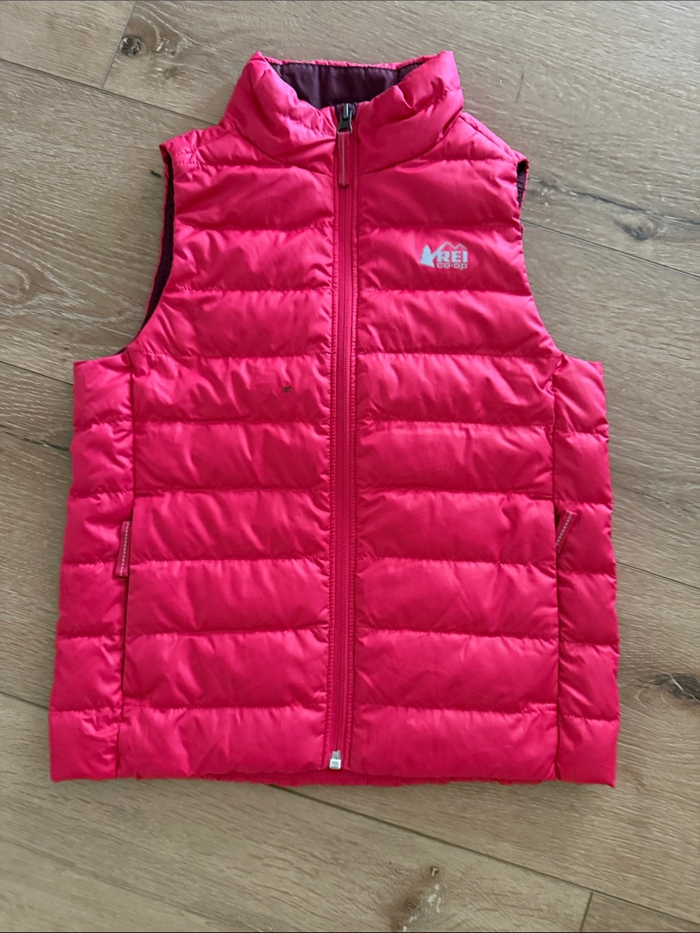 REI Girls Bright Pink Puffer Vest